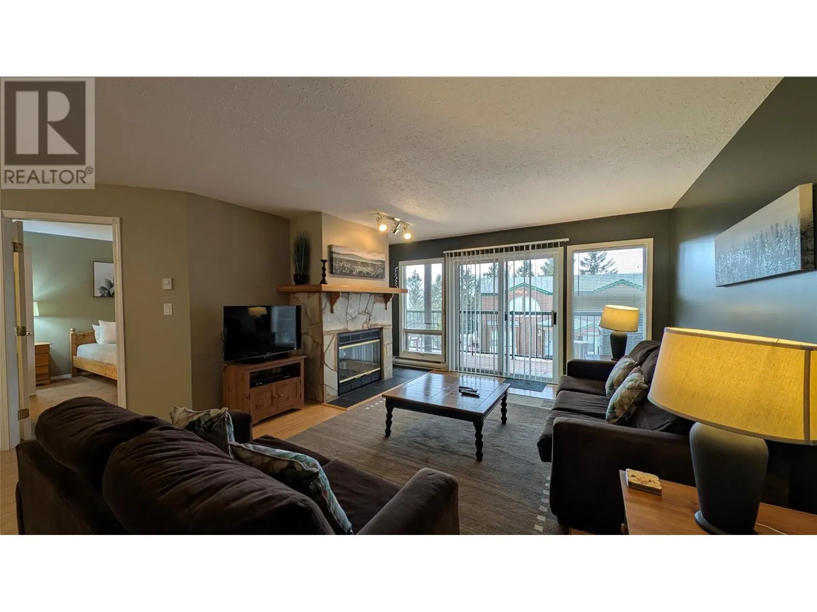 5155 FAIRWAY Drive Unit# 703