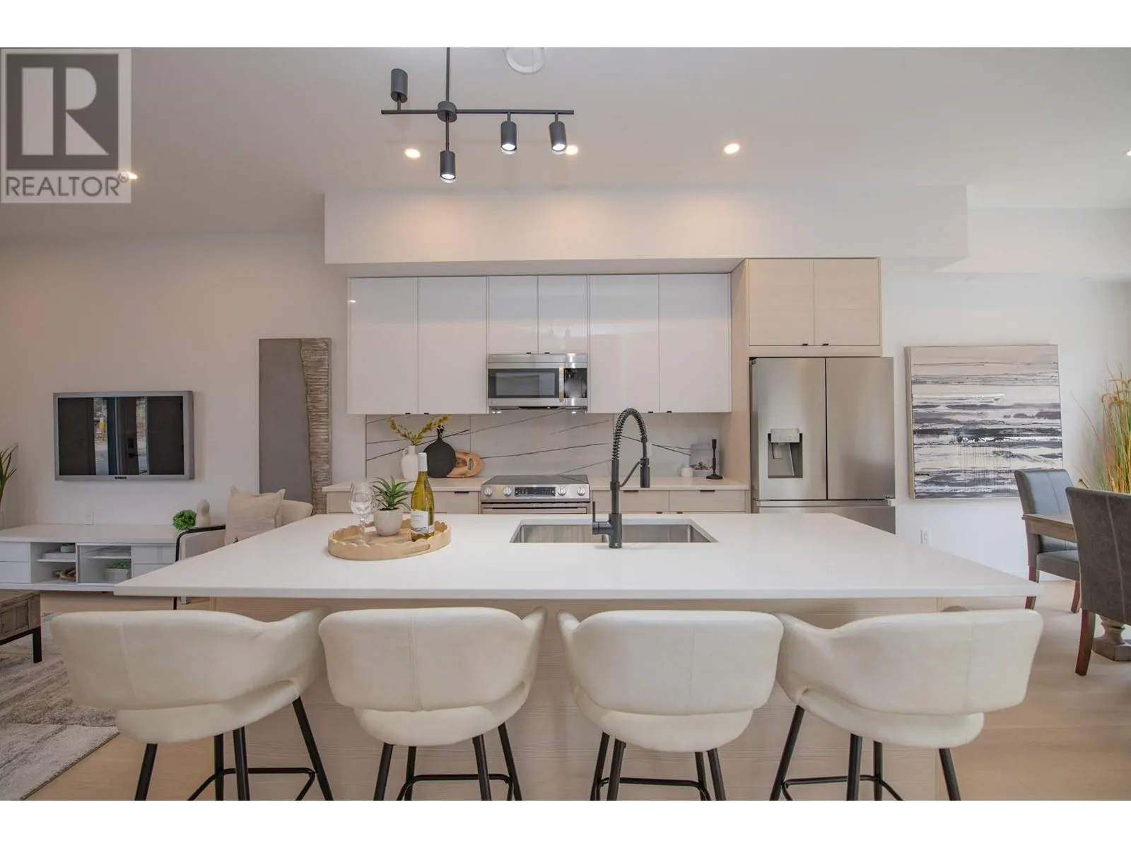 9188 Tronson Road Unit# 3