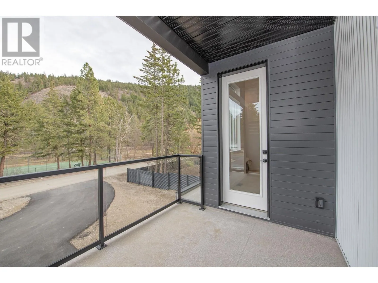 9188 Tronson Road Unit# 4