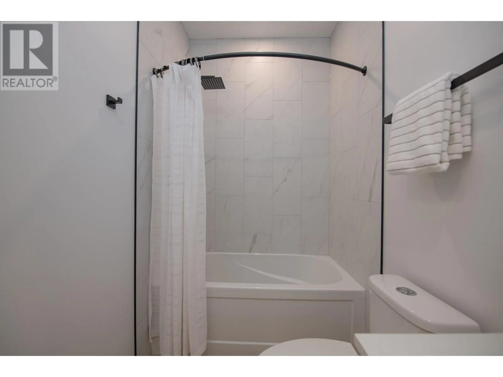 9188 Tronson Road Unit# 5