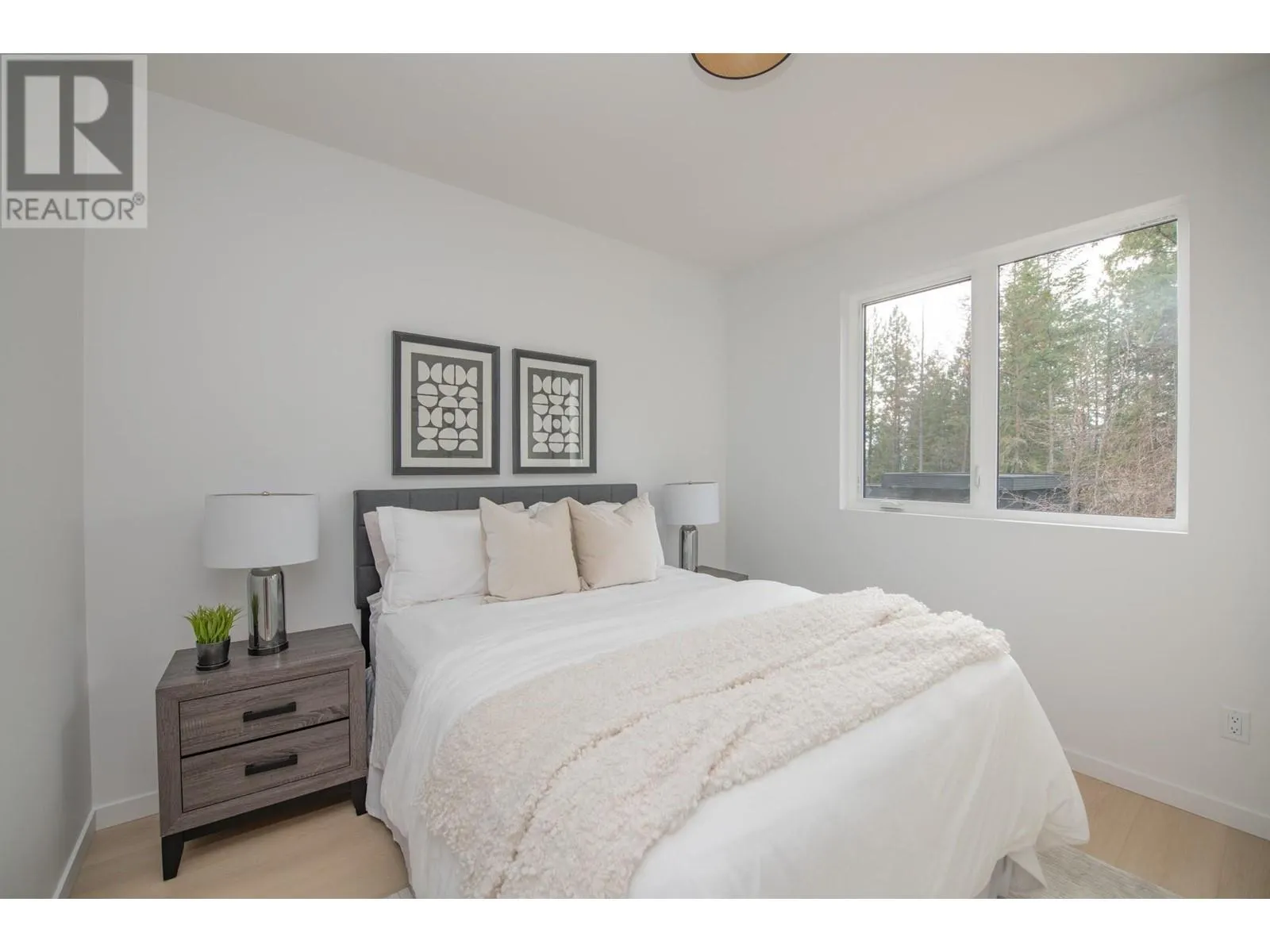 9188 Tronson Road Unit# 6