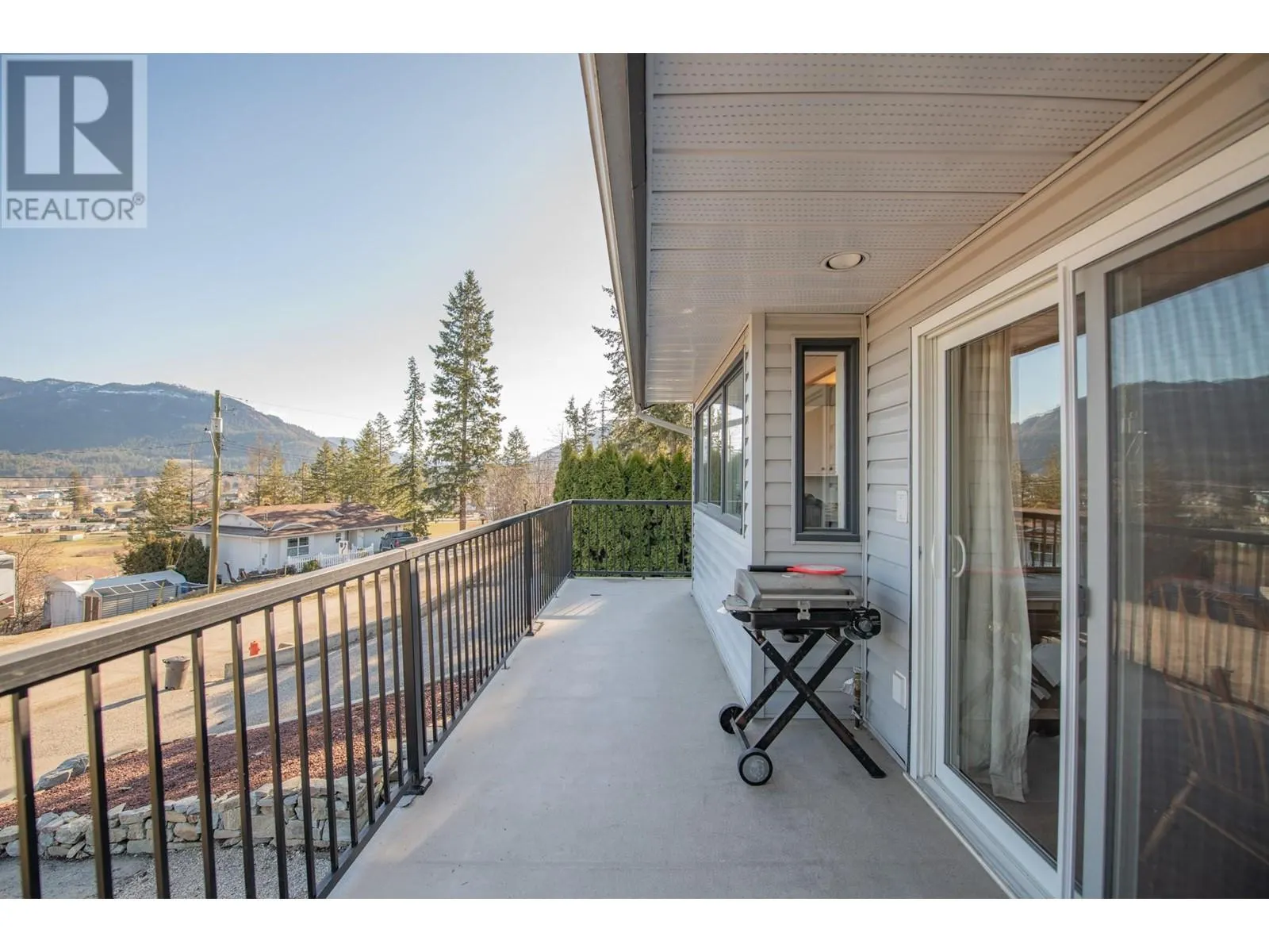 135 Birch Crescent