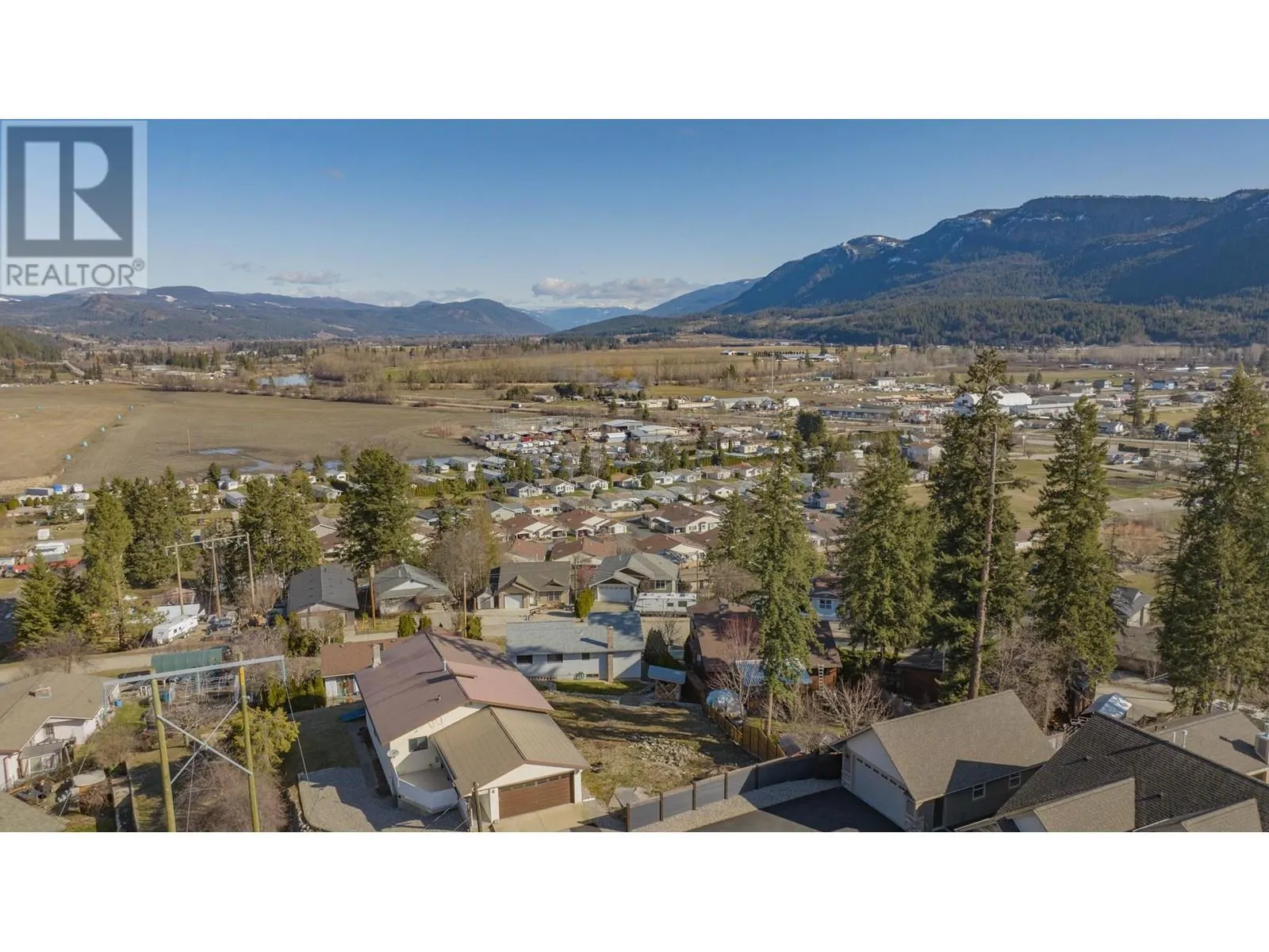 135 Birch Crescent
