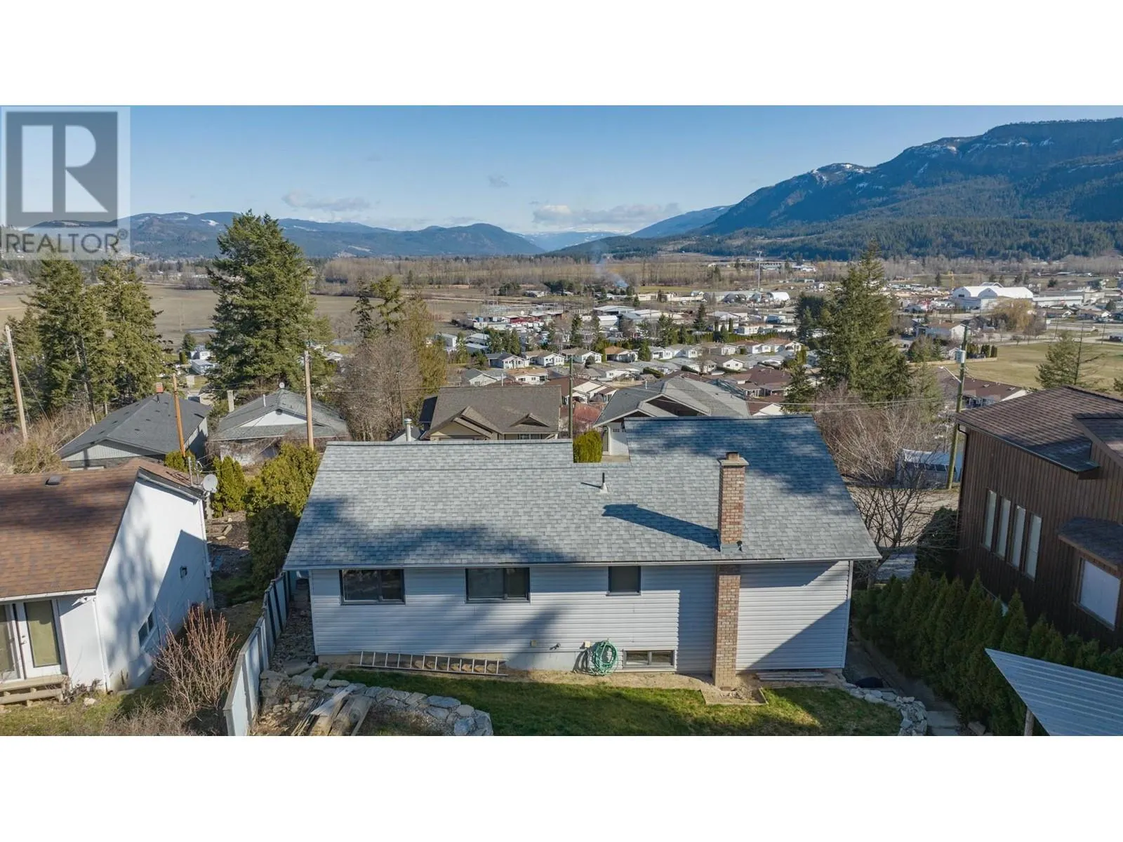 135 Birch Crescent