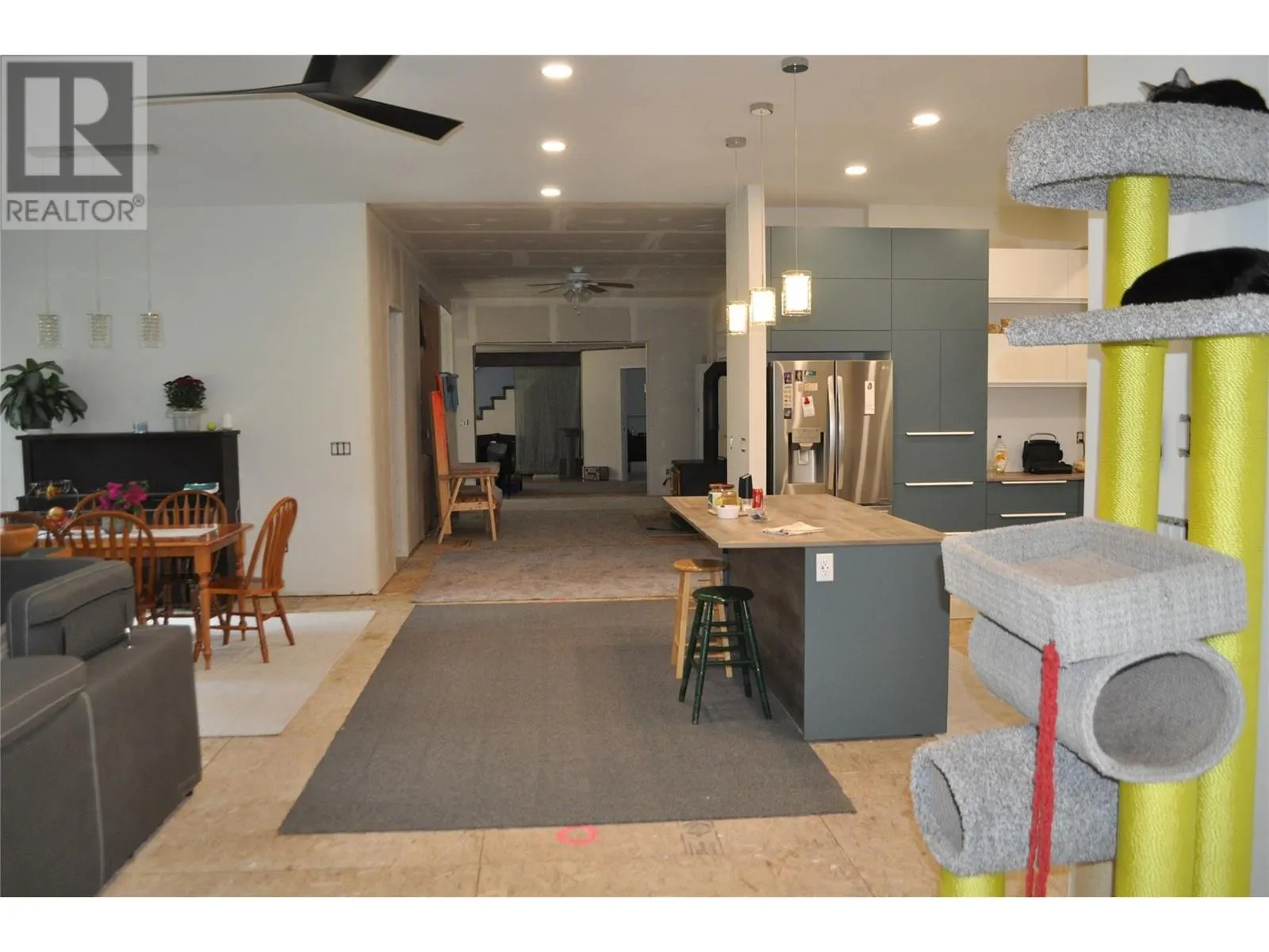 1157 Highway 6 Highway E
