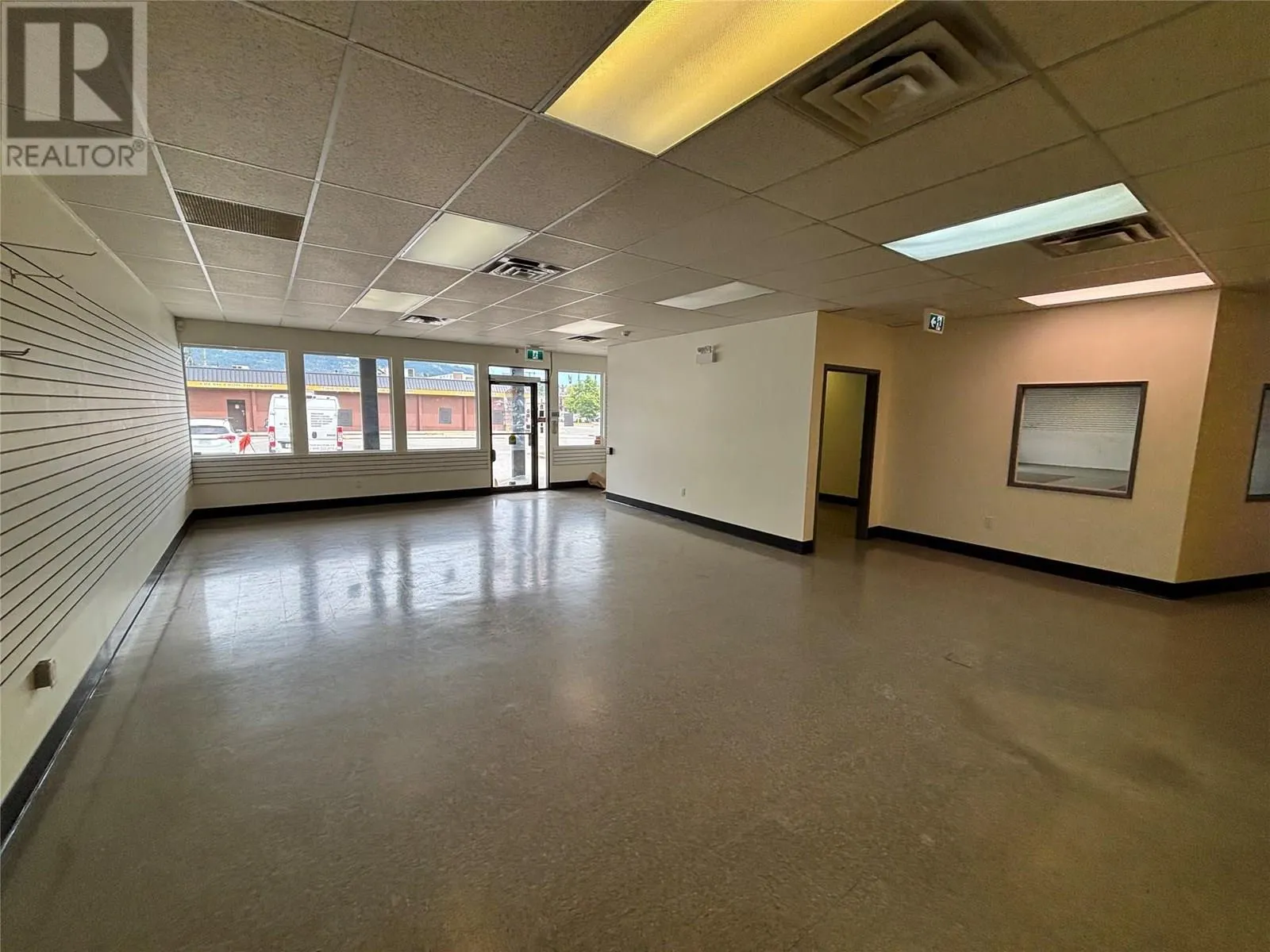 3100 35 Street Unit# 1-3