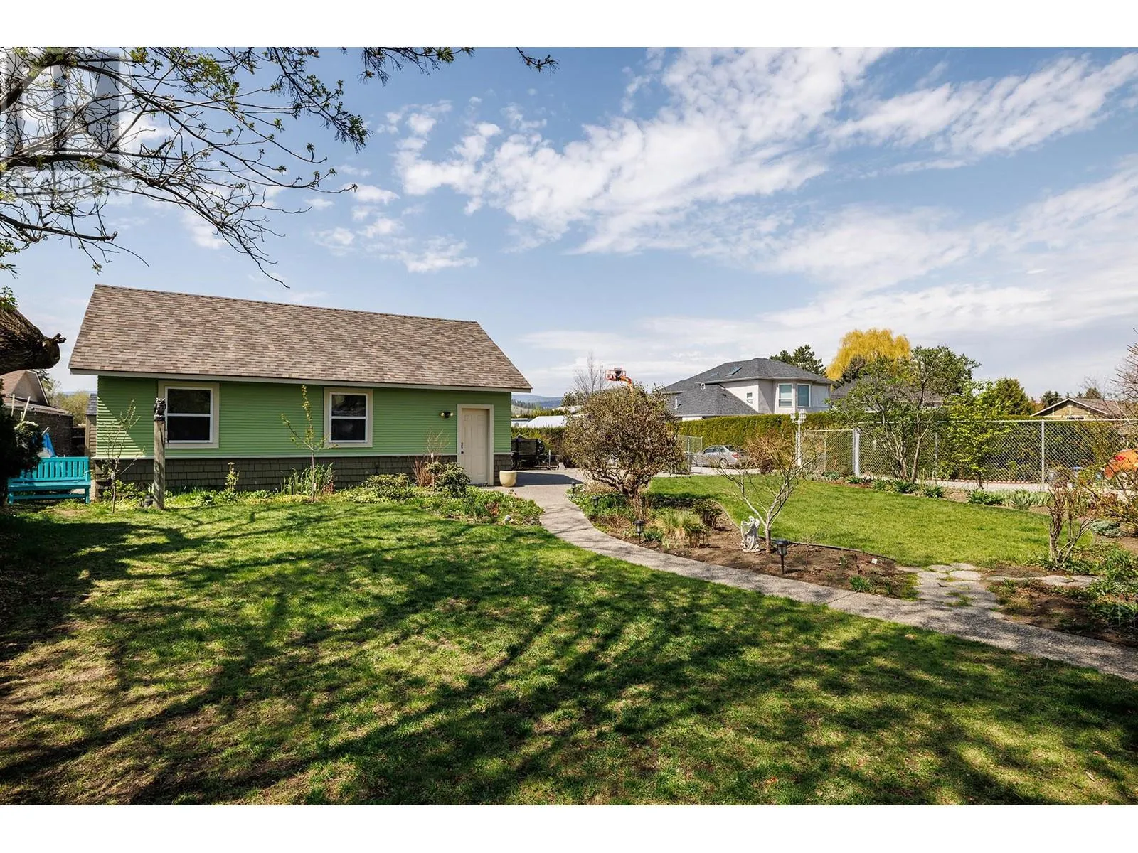 1024 Rutland Road