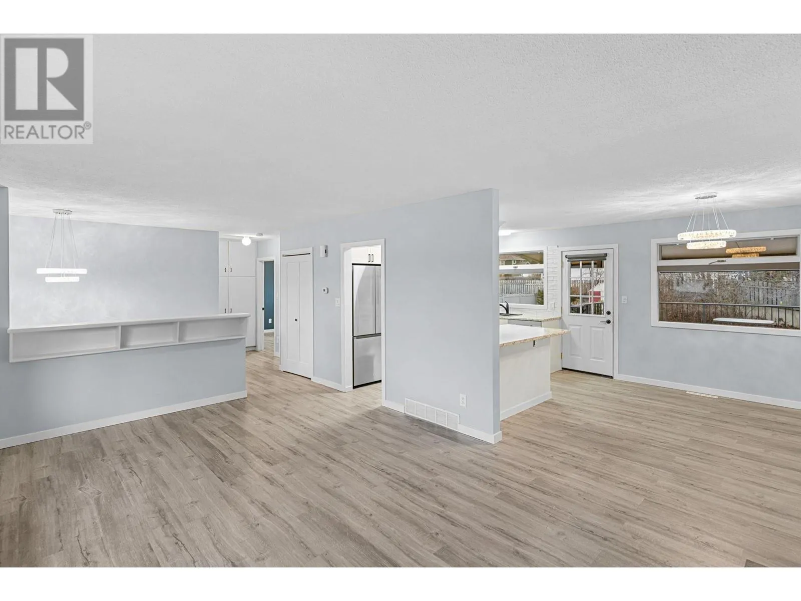 4611 Gordon Drive
