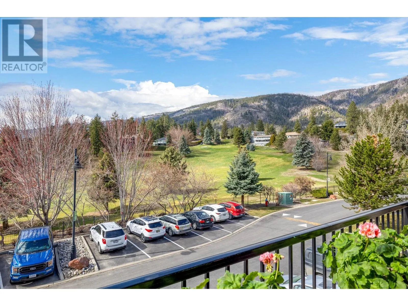 2770 Auburn Road Unit# 202