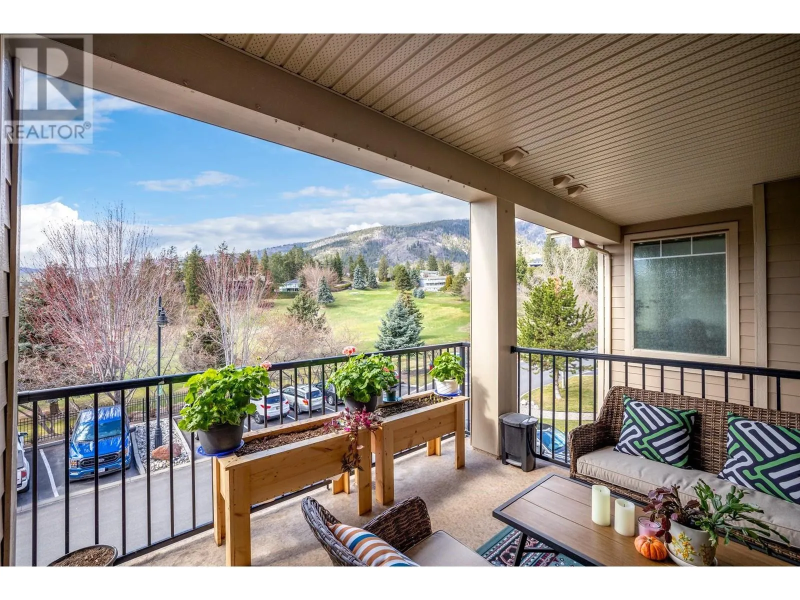 2770 Auburn Road Unit# 202