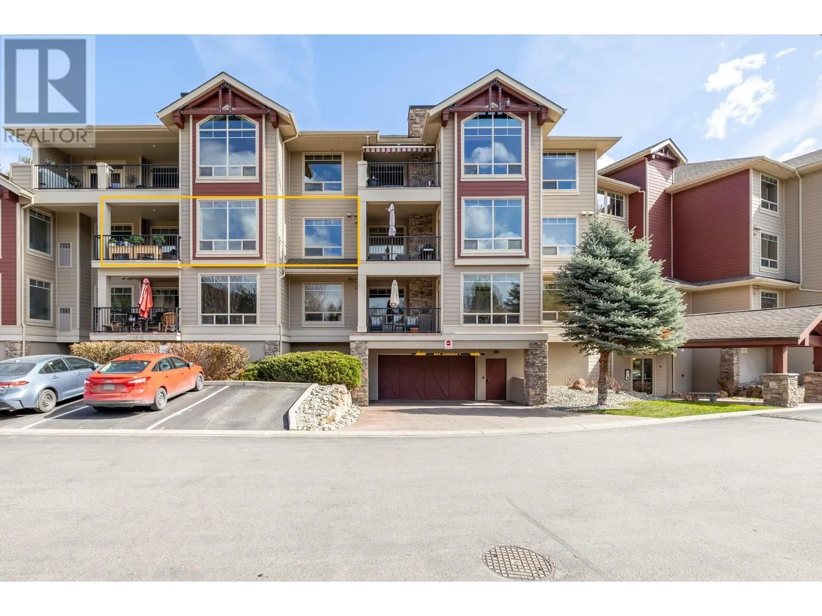 2770 Auburn Road Unit# 202