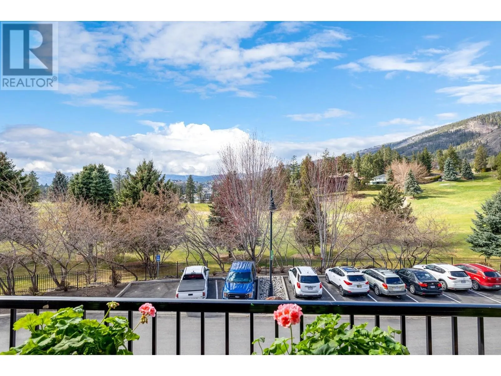 2770 Auburn Road Unit# 202
