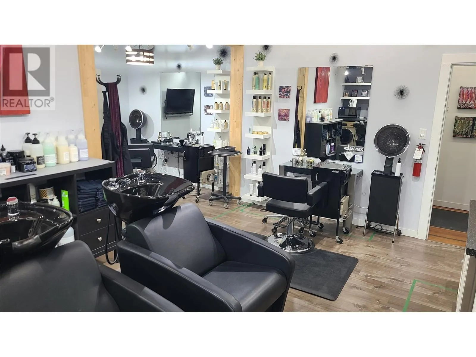 6222 MAIN STREET