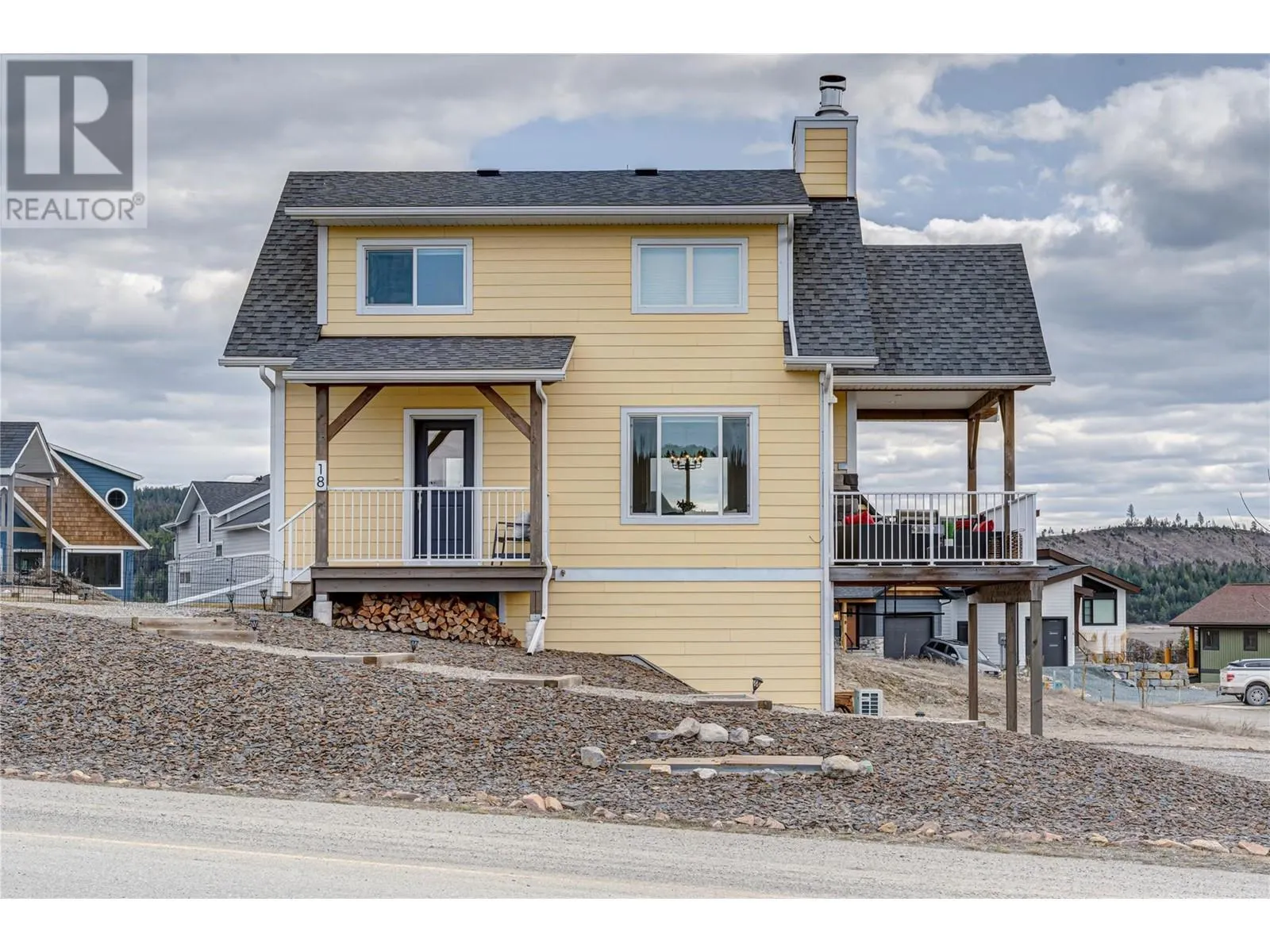 6324 LAURIER Avenue Unit# 18
