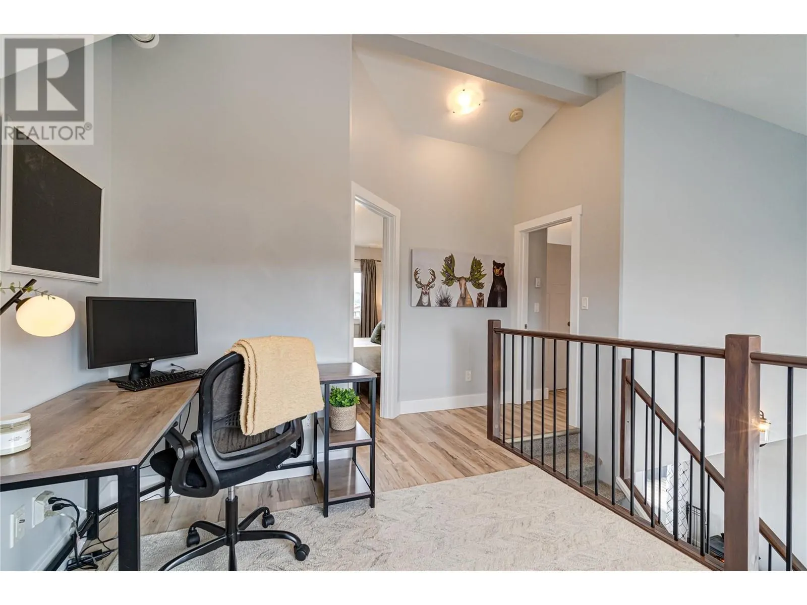 6324 LAURIER Avenue Unit# 18