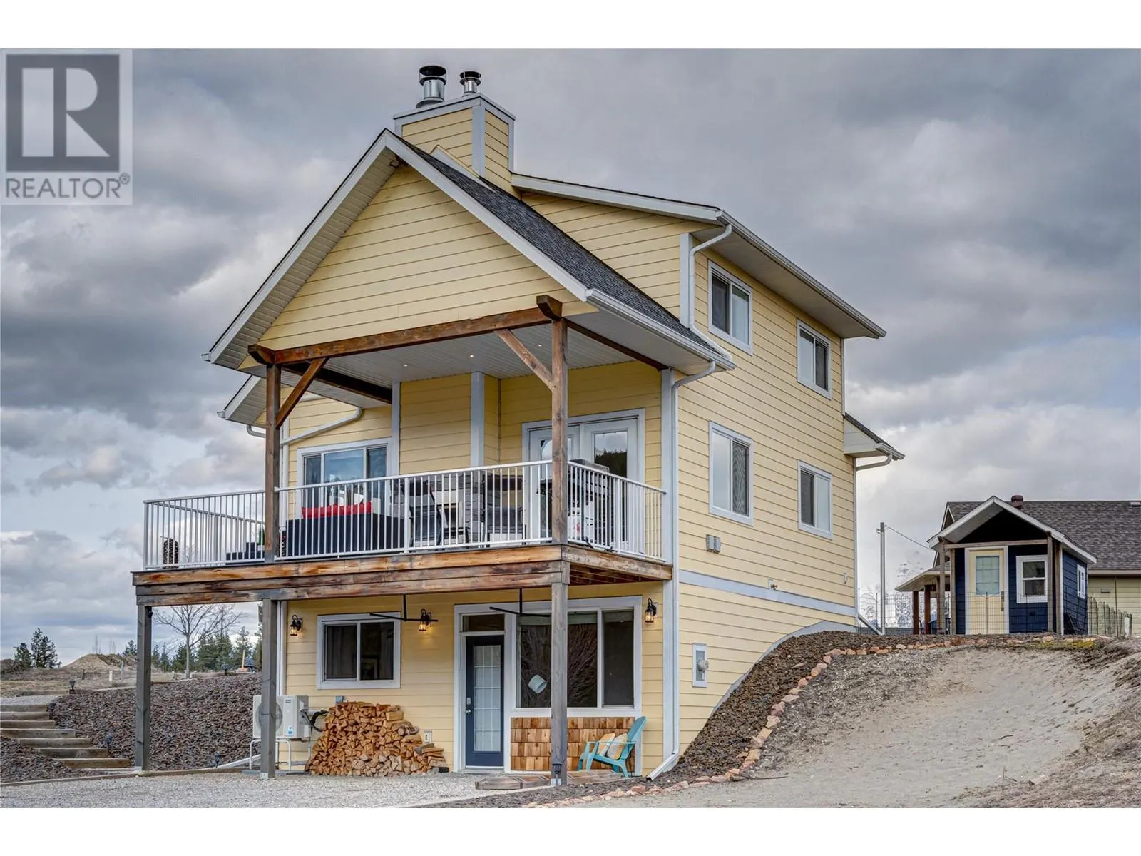 6324 LAURIER Avenue Unit# 18