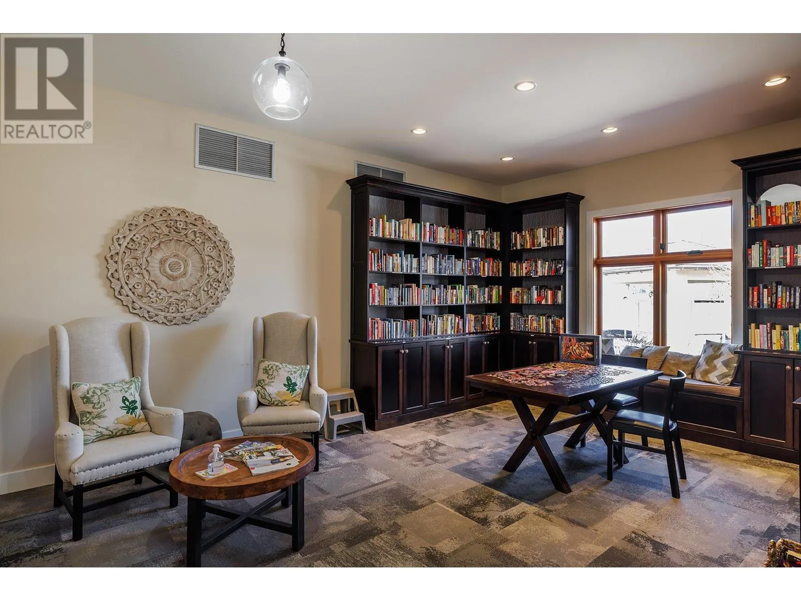 2195 Mimosa Drive