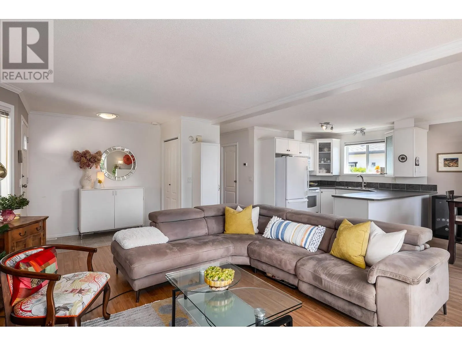 2195 Mimosa Drive