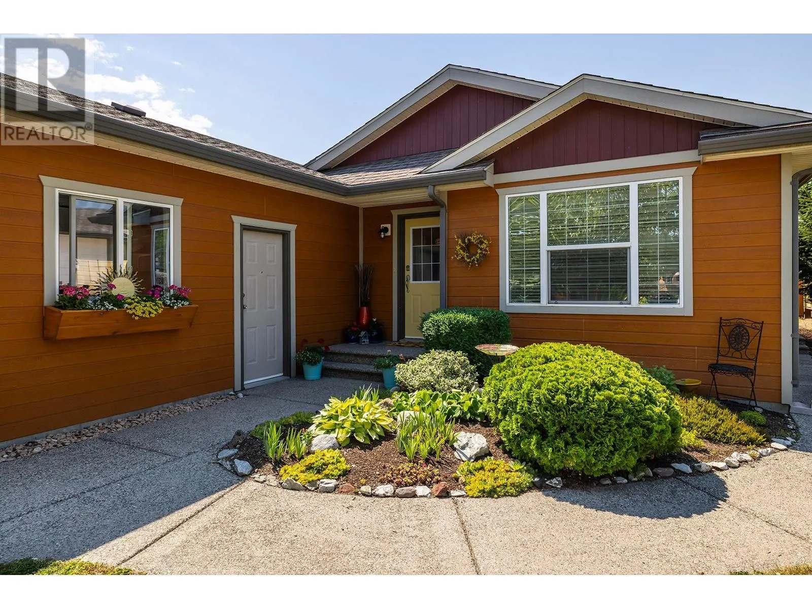 2195 Mimosa Drive