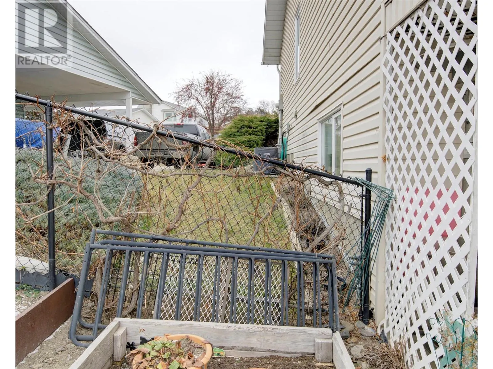3009 Heritage Court
