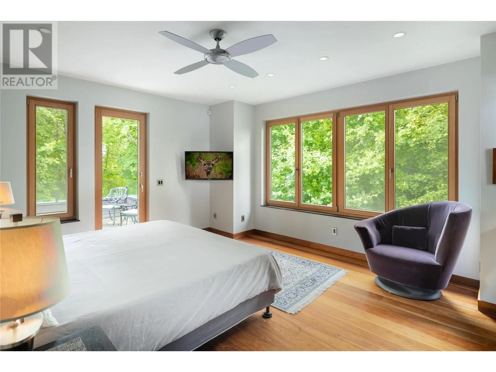5308 Lakeshore Road