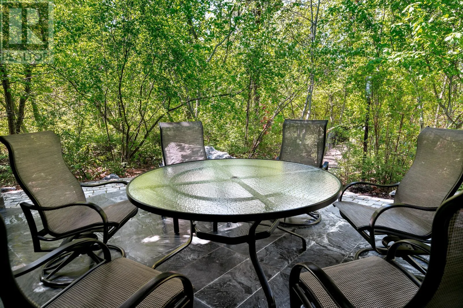 5308 Lakeshore Road