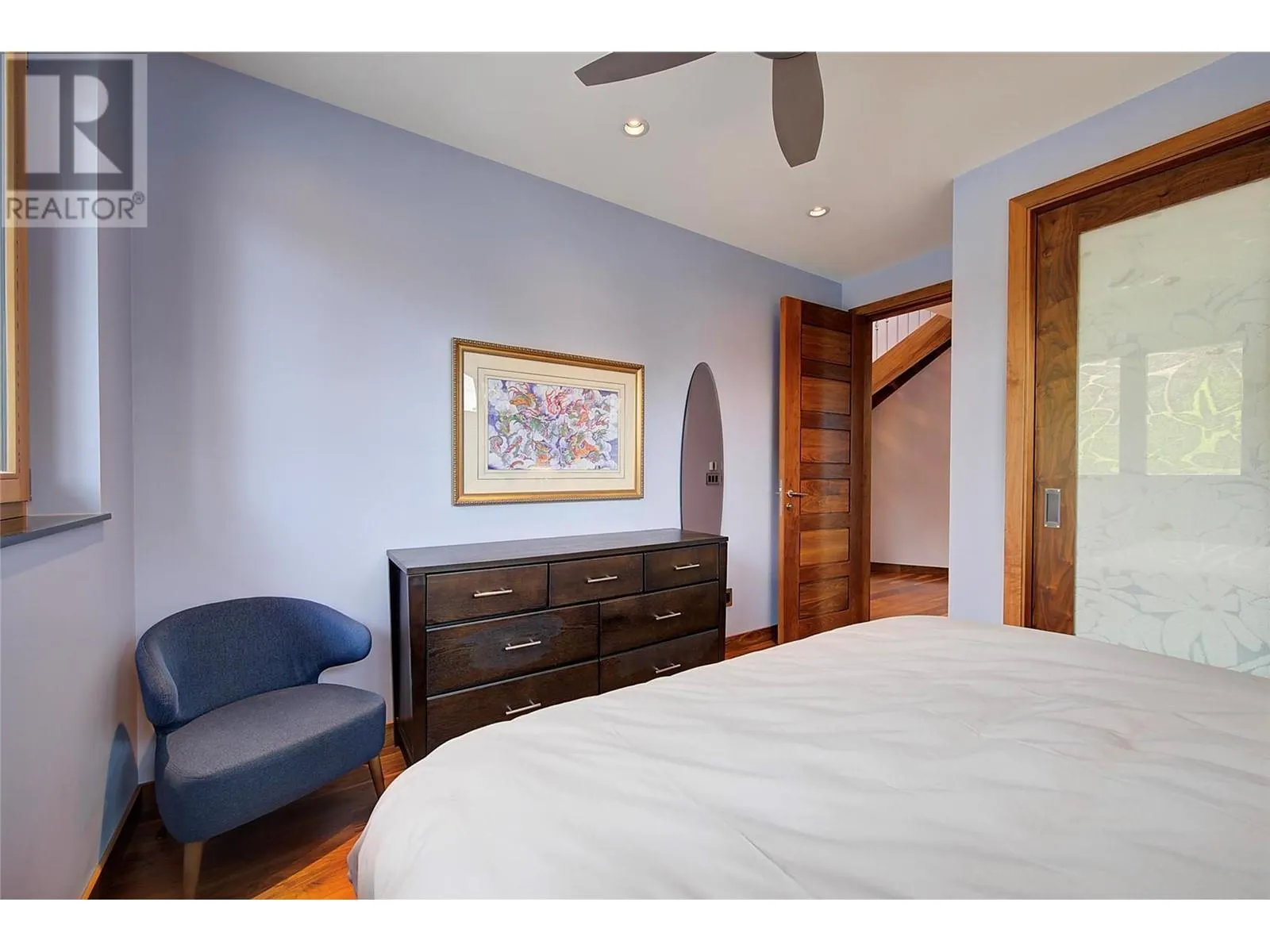 5308 Lakeshore Road