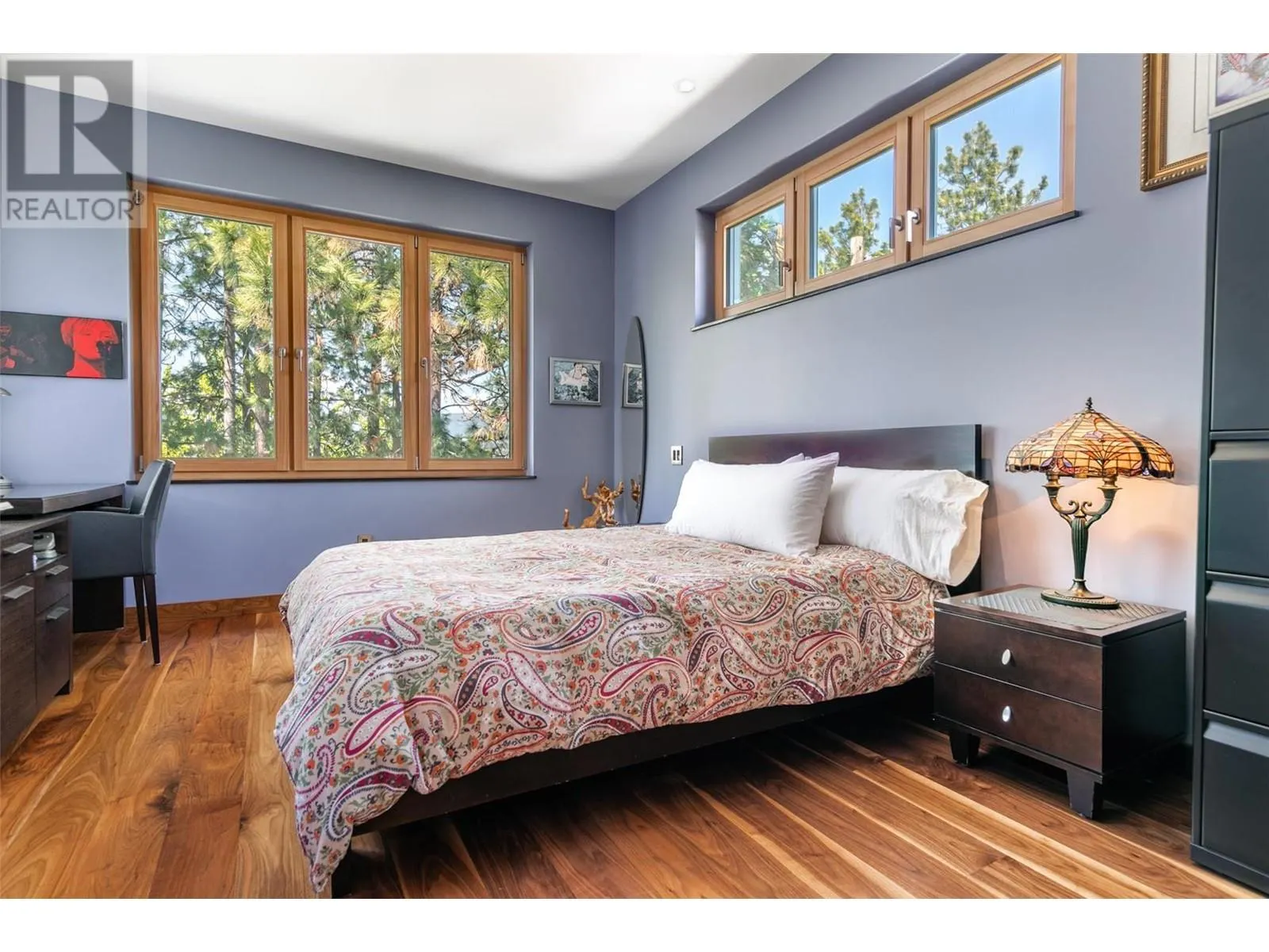 5308 Lakeshore Road