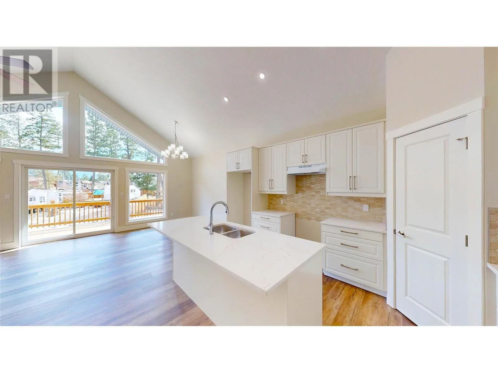 4868 Riverview Drive Unit# 118