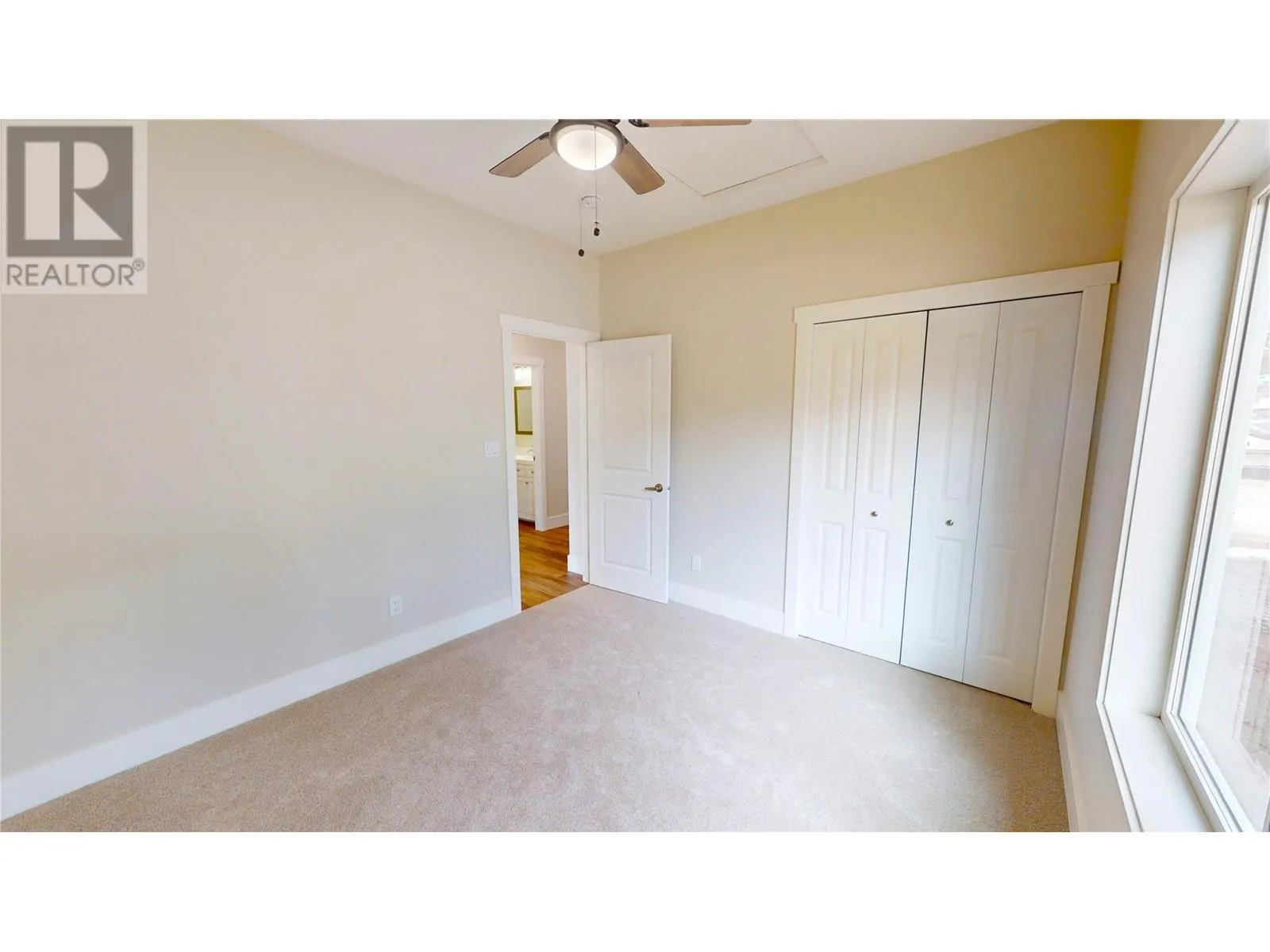 4868 Riverview Drive Unit# 118