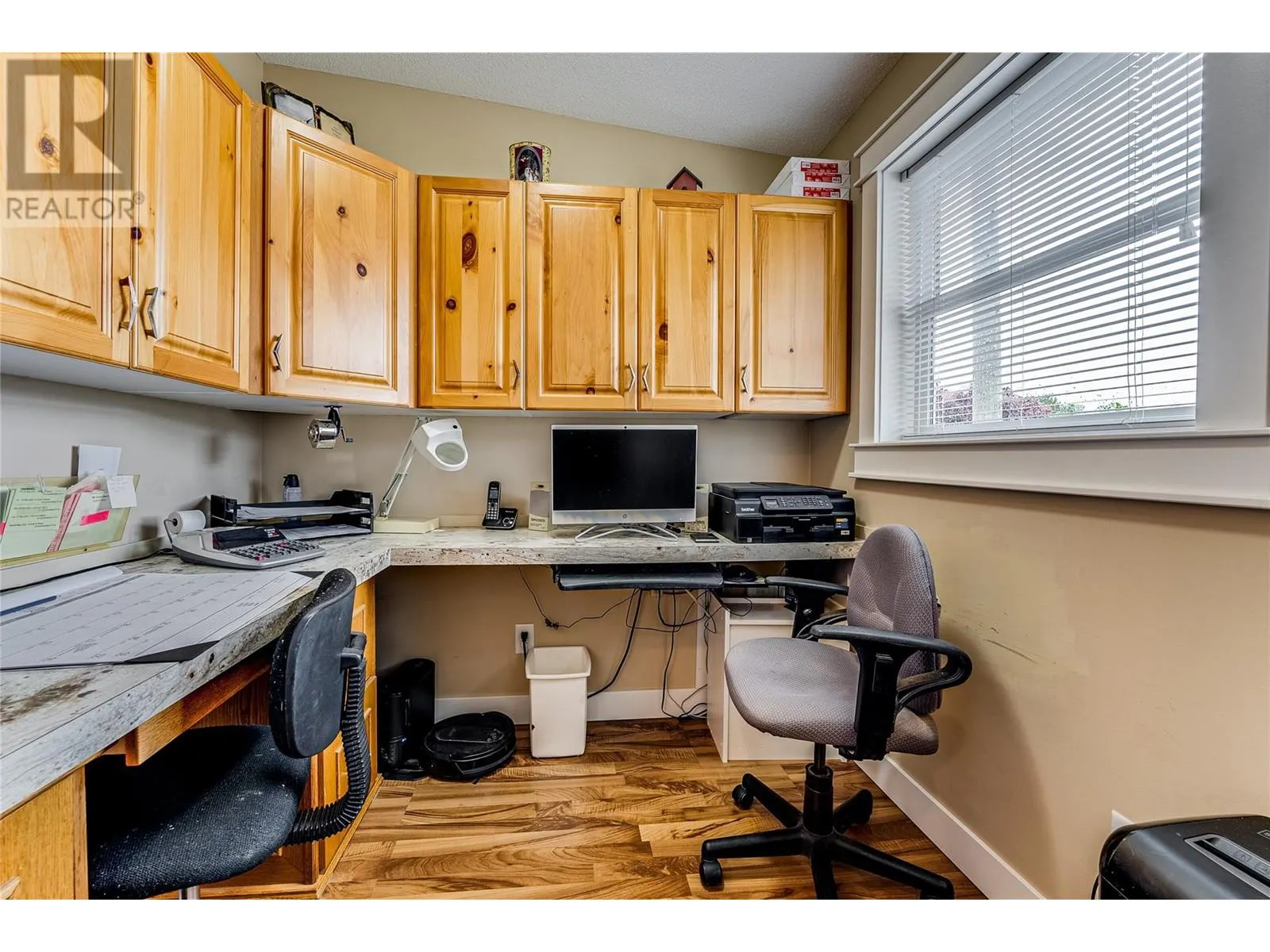 2727 Lakeshore Road Unit# 105