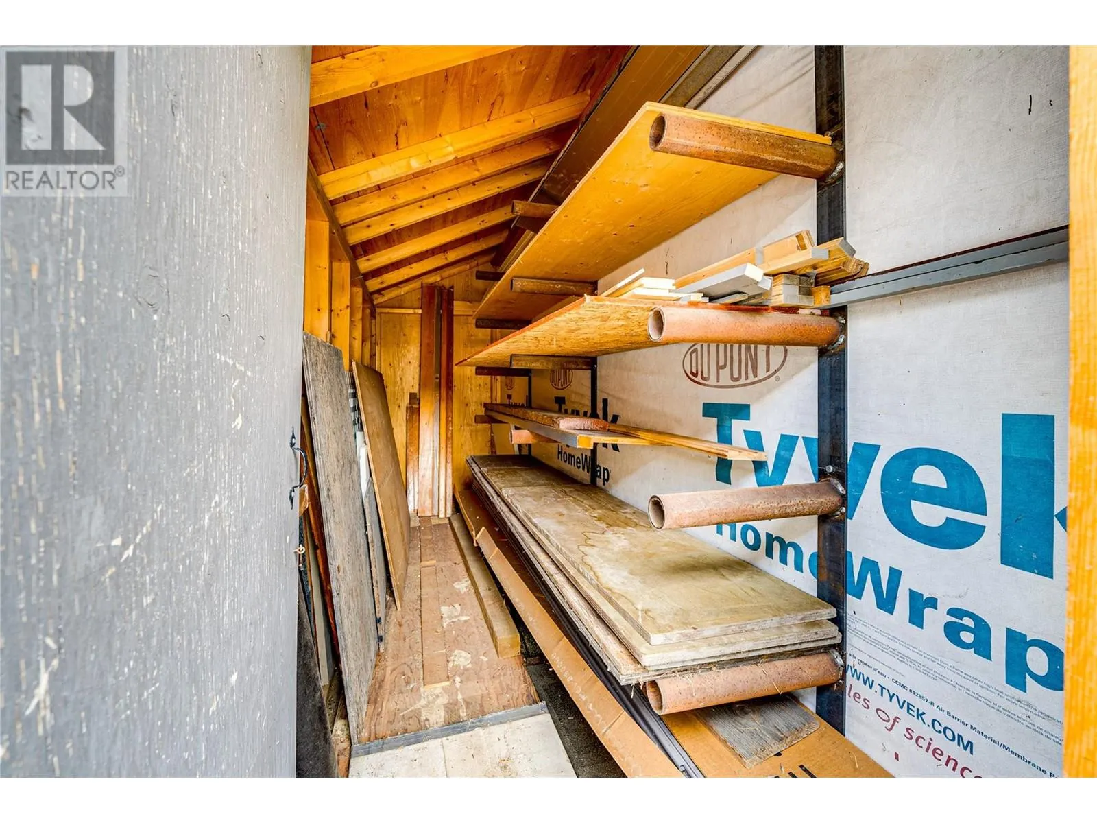 2727 Lakeshore Road Unit# 105