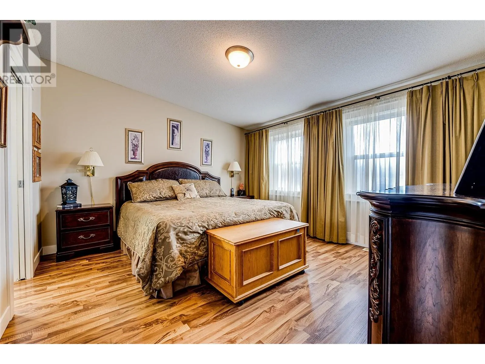 2727 Lakeshore Road Unit# 105