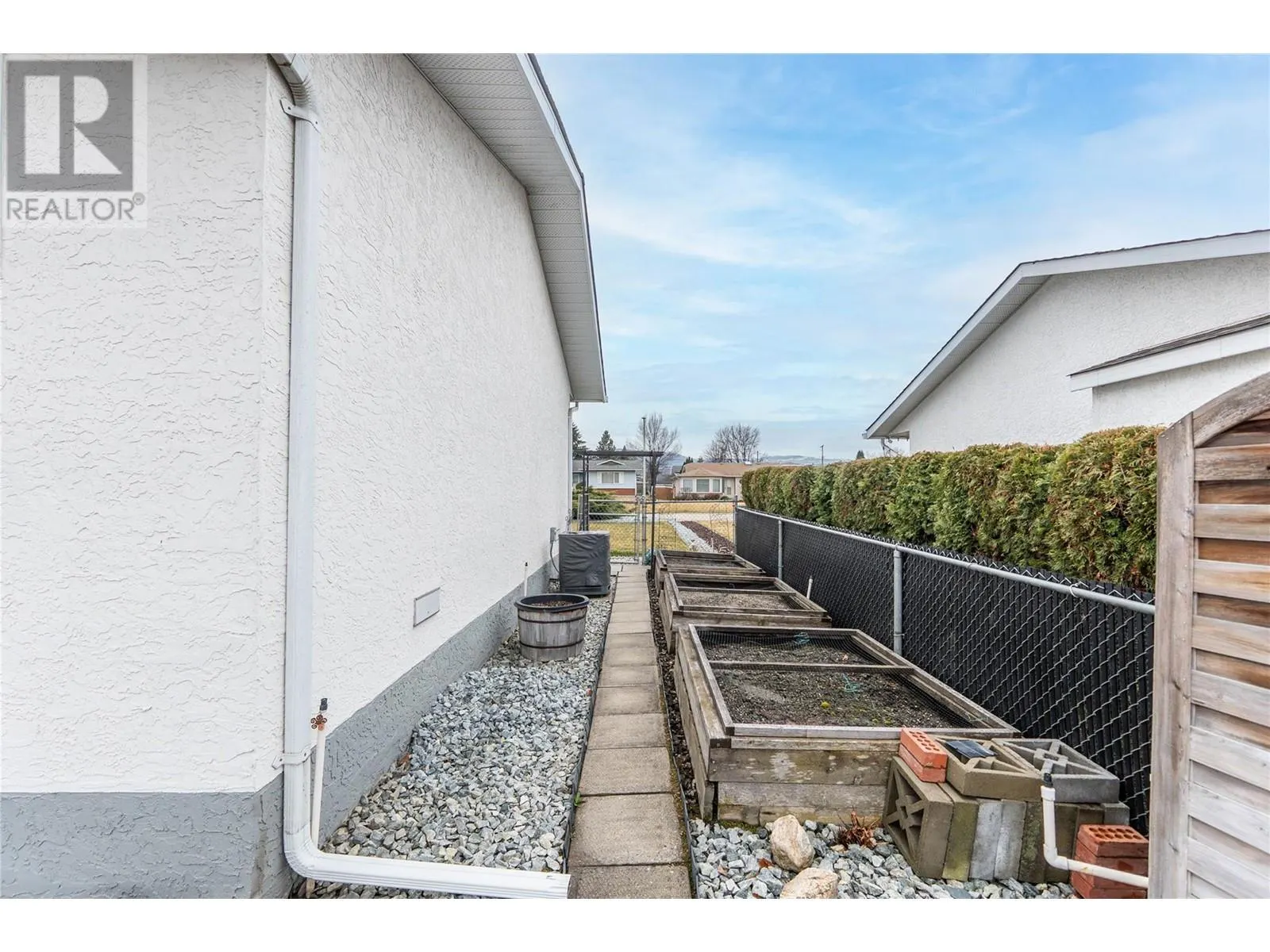 210 Felix Road