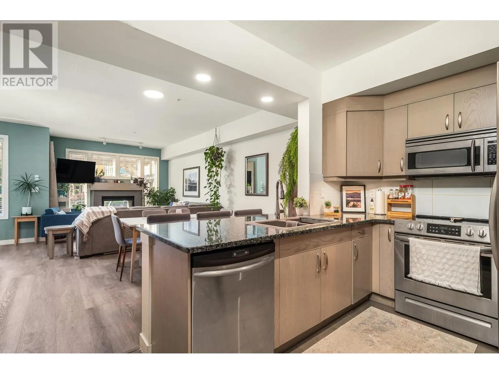 7343 Okanagan Landing Road Unit# 1124