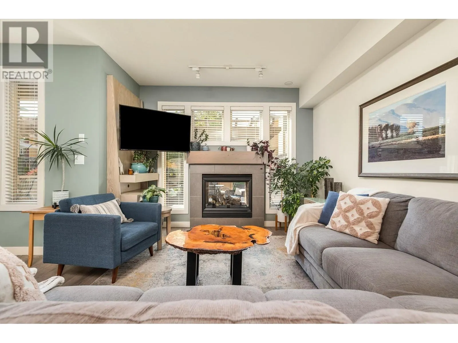 7343 Okanagan Landing Road Unit# 1124