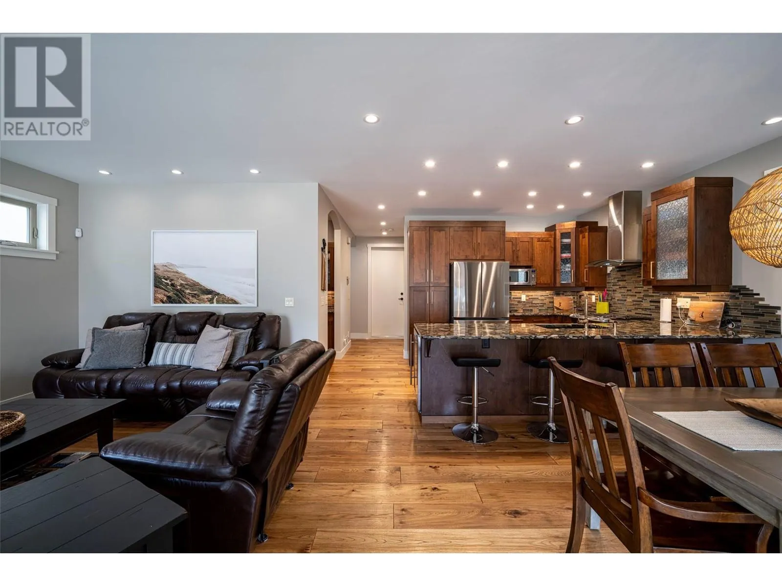 7373 Brooks Lane Unit# 4