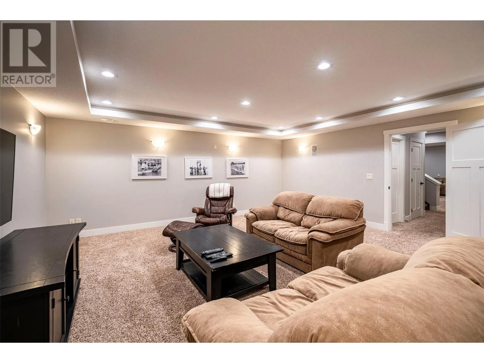 7373 Brooks Lane Unit# 4
