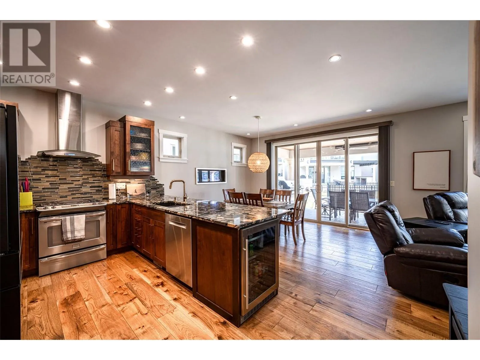 7373 Brooks Lane Unit# 4