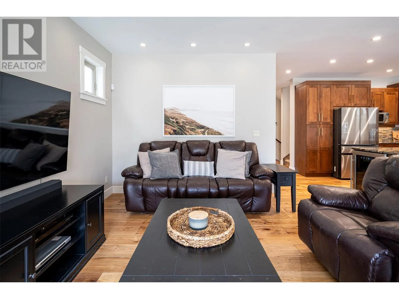 7373 Brooks Lane Unit# 4