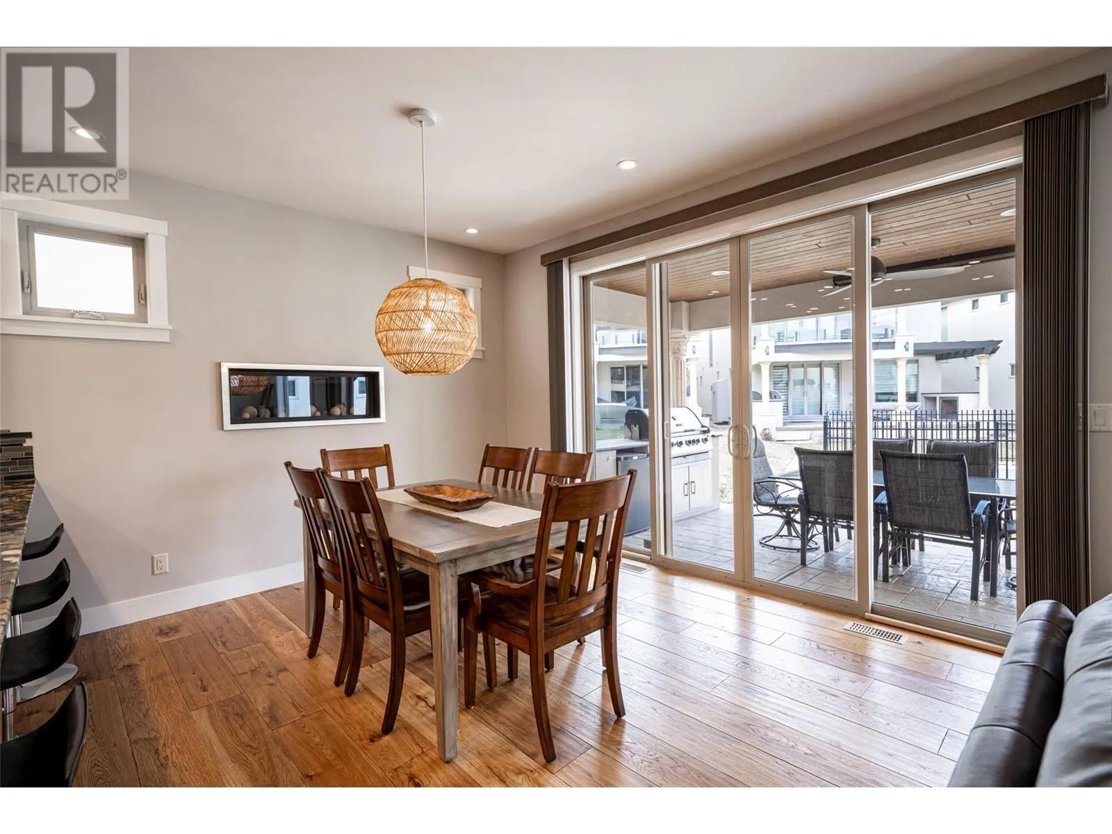 7373 Brooks Lane Unit# 4