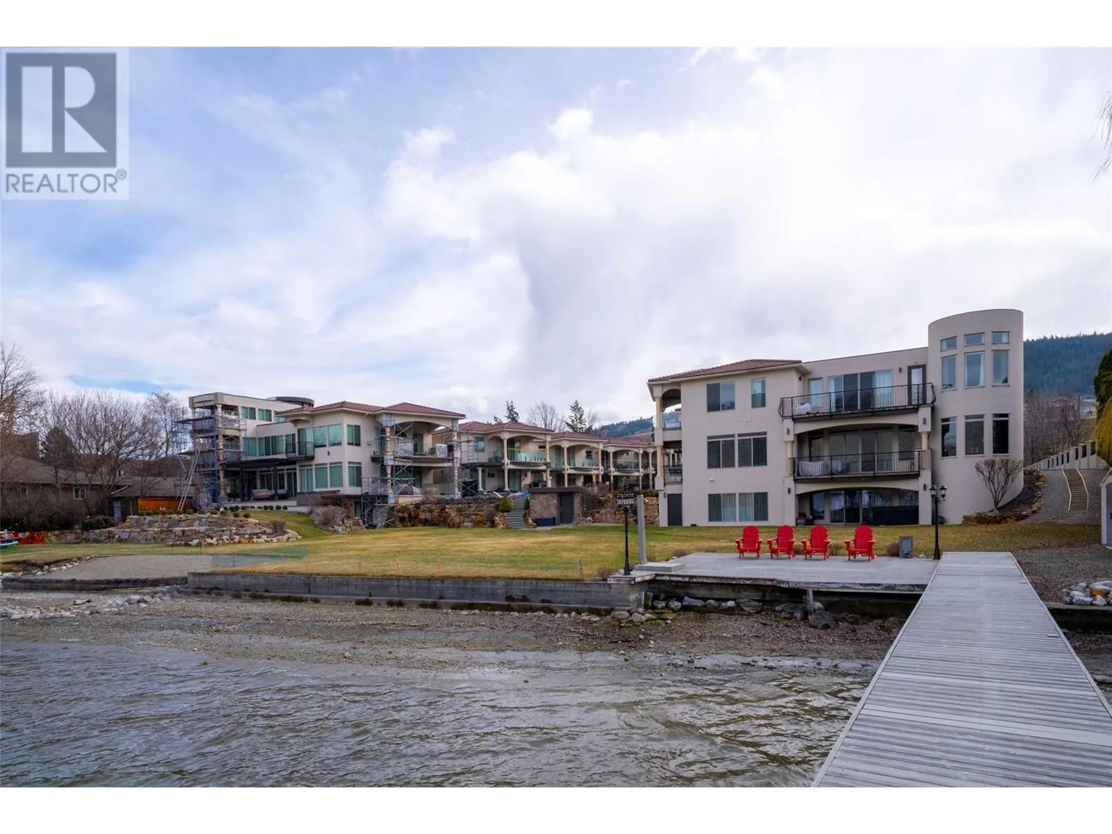 7373 Brooks Lane Unit# 4