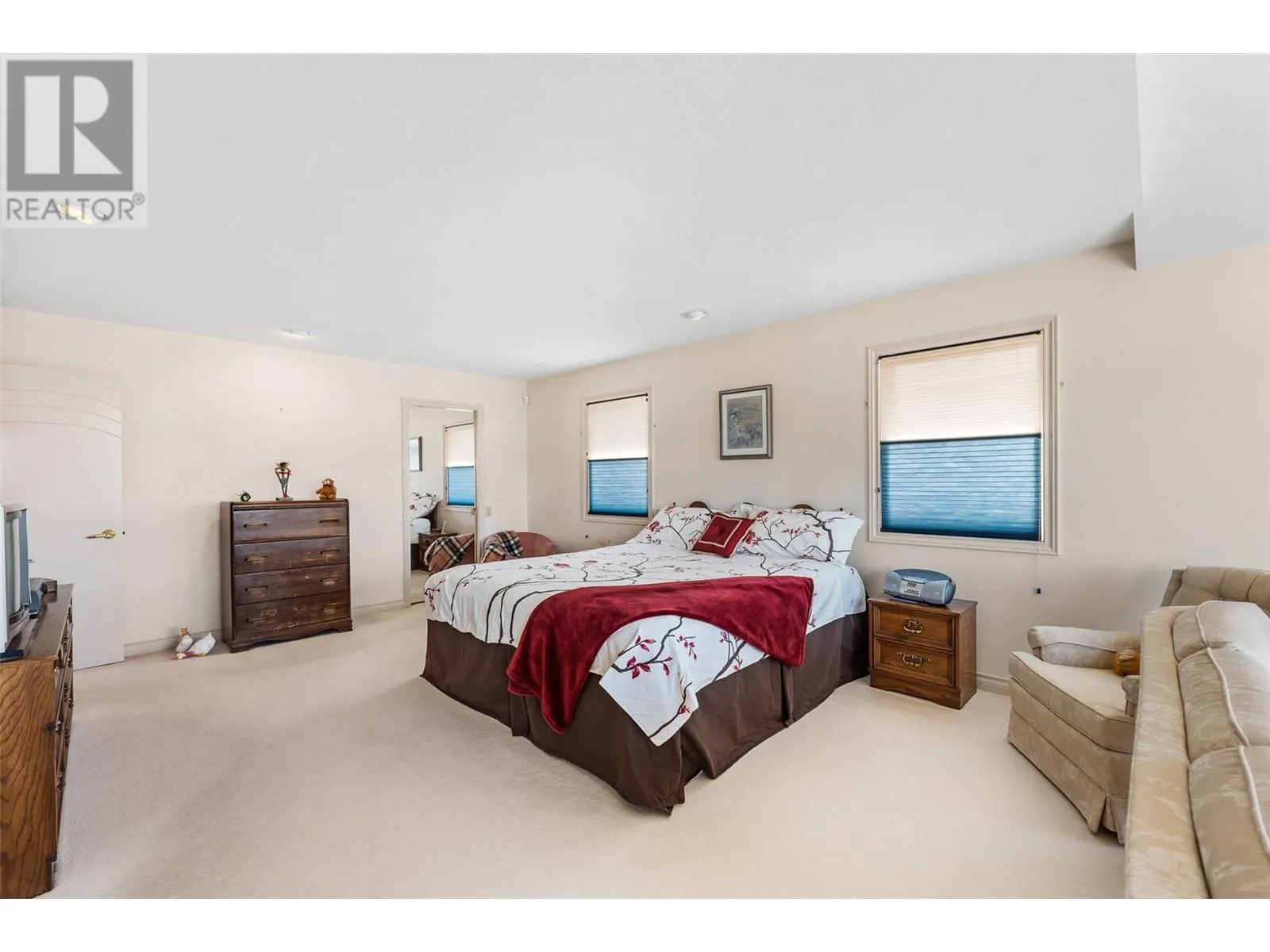307 Sandpiper Court