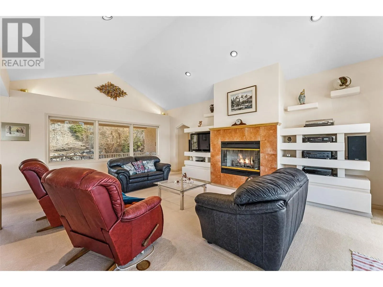 307 Sandpiper Court