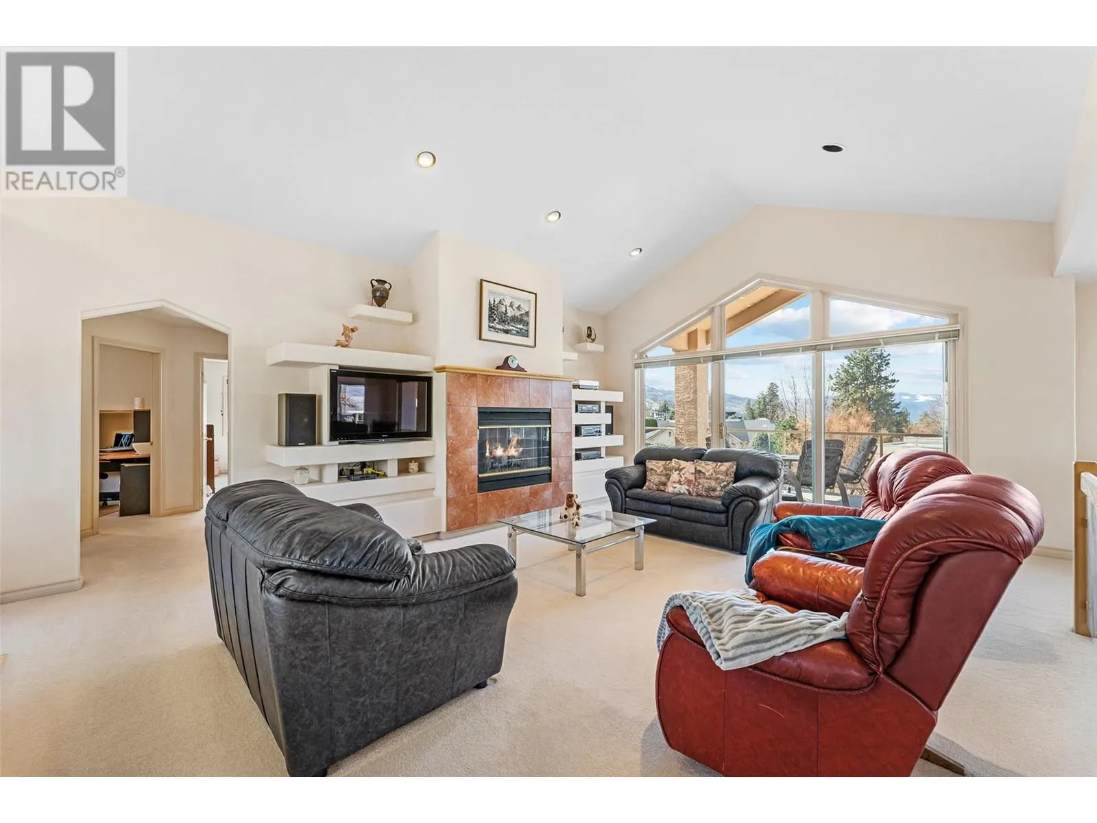 307 Sandpiper Court