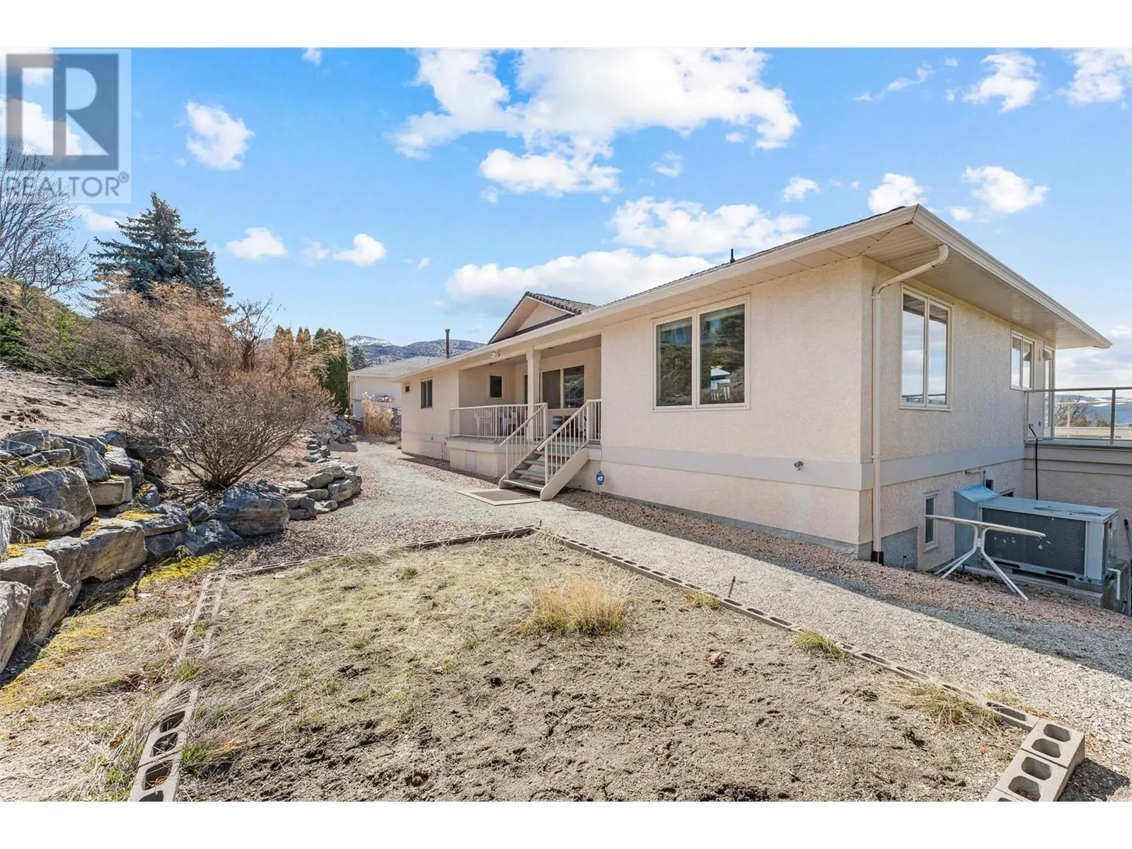 307 Sandpiper Court