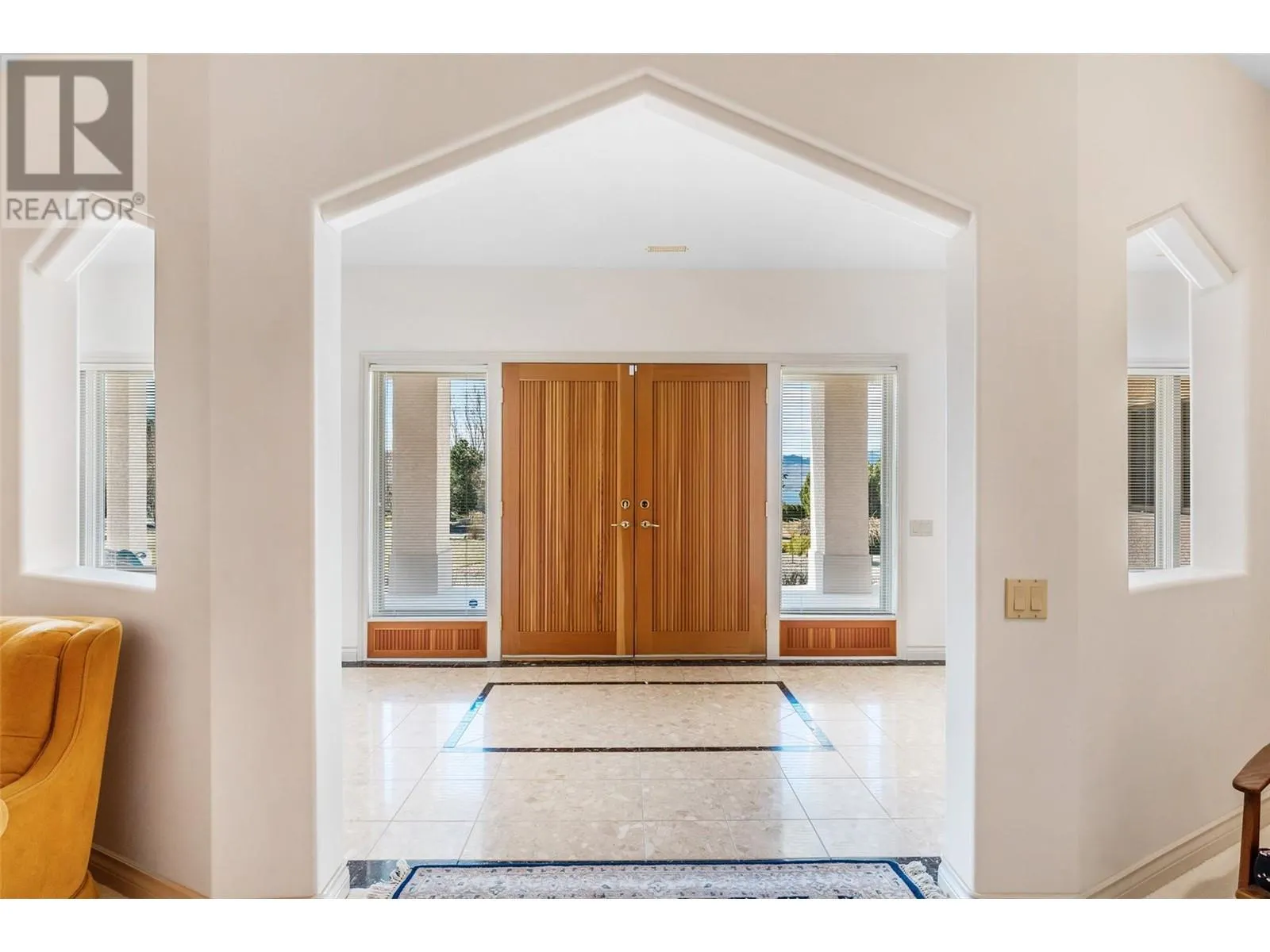 307 Sandpiper Court