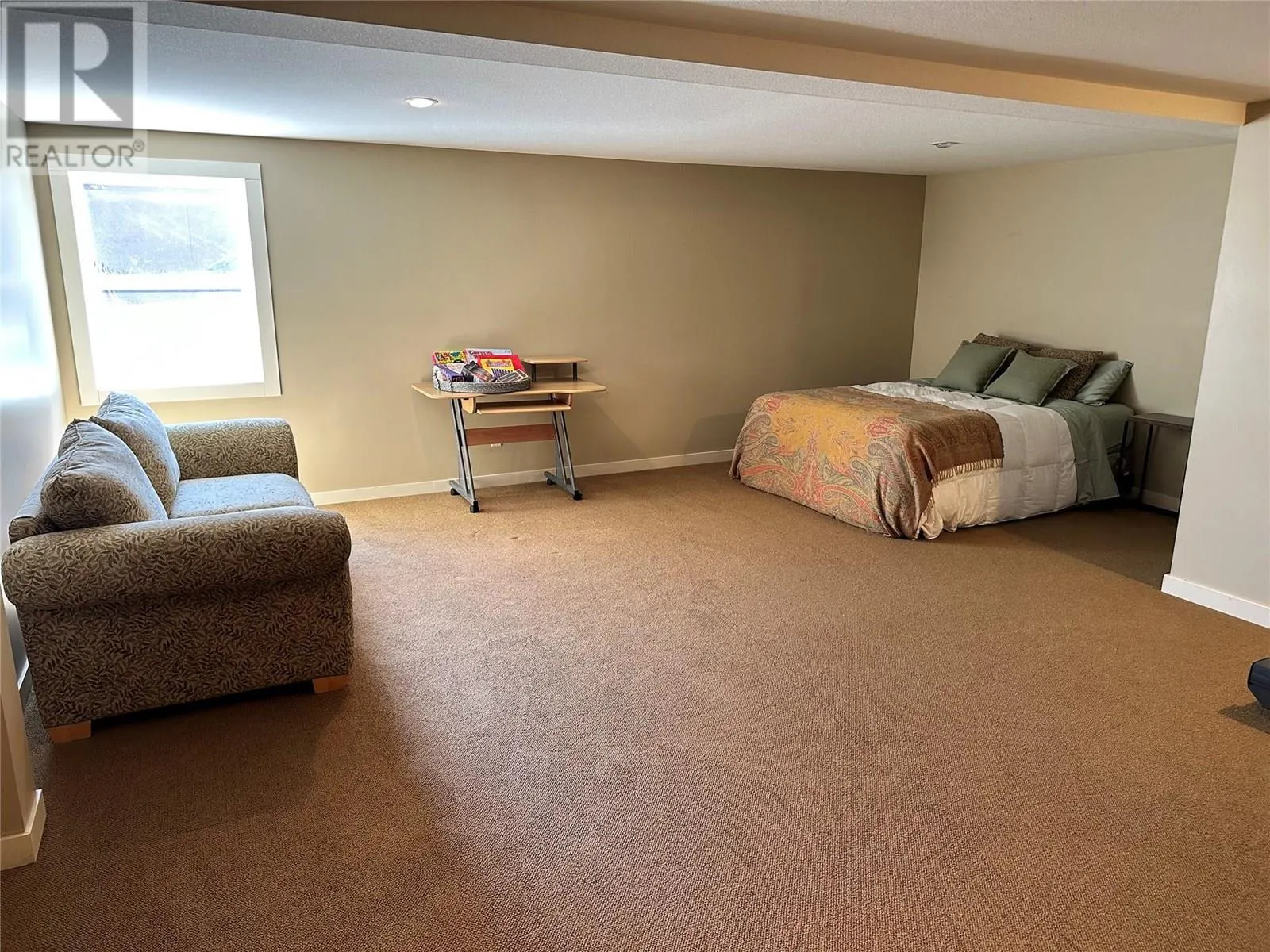 7221 Silver Ridge Drive