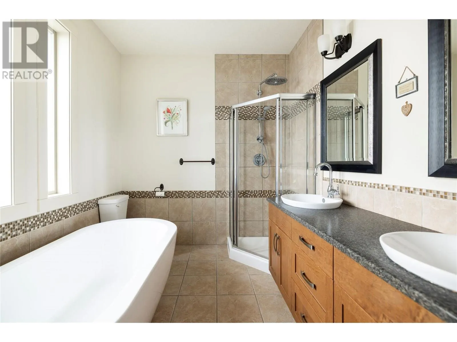 7221 Silver Ridge Drive