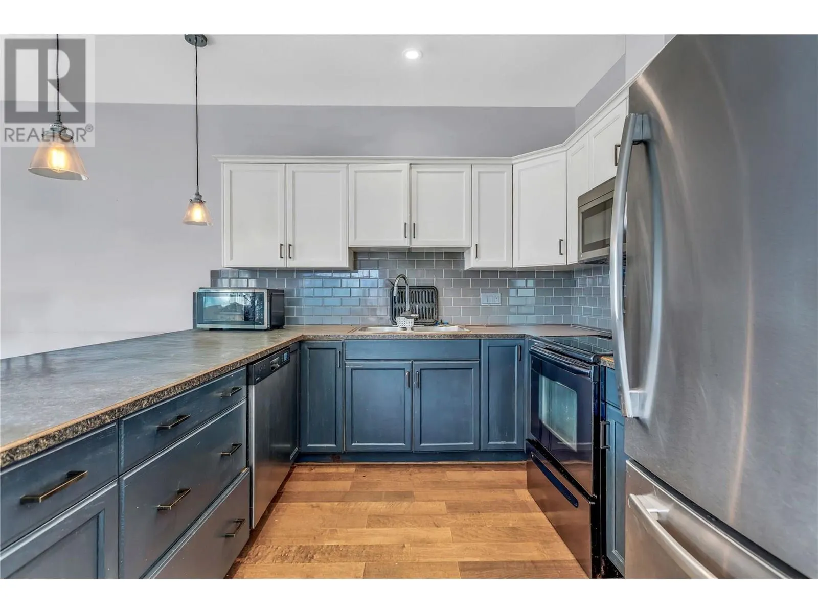 250 Hollywood Road S Unit# 302
